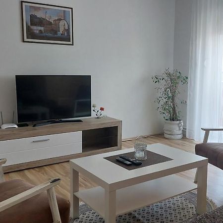 Apartman Centar Sremska Mitrovica Zewnętrze zdjęcie
