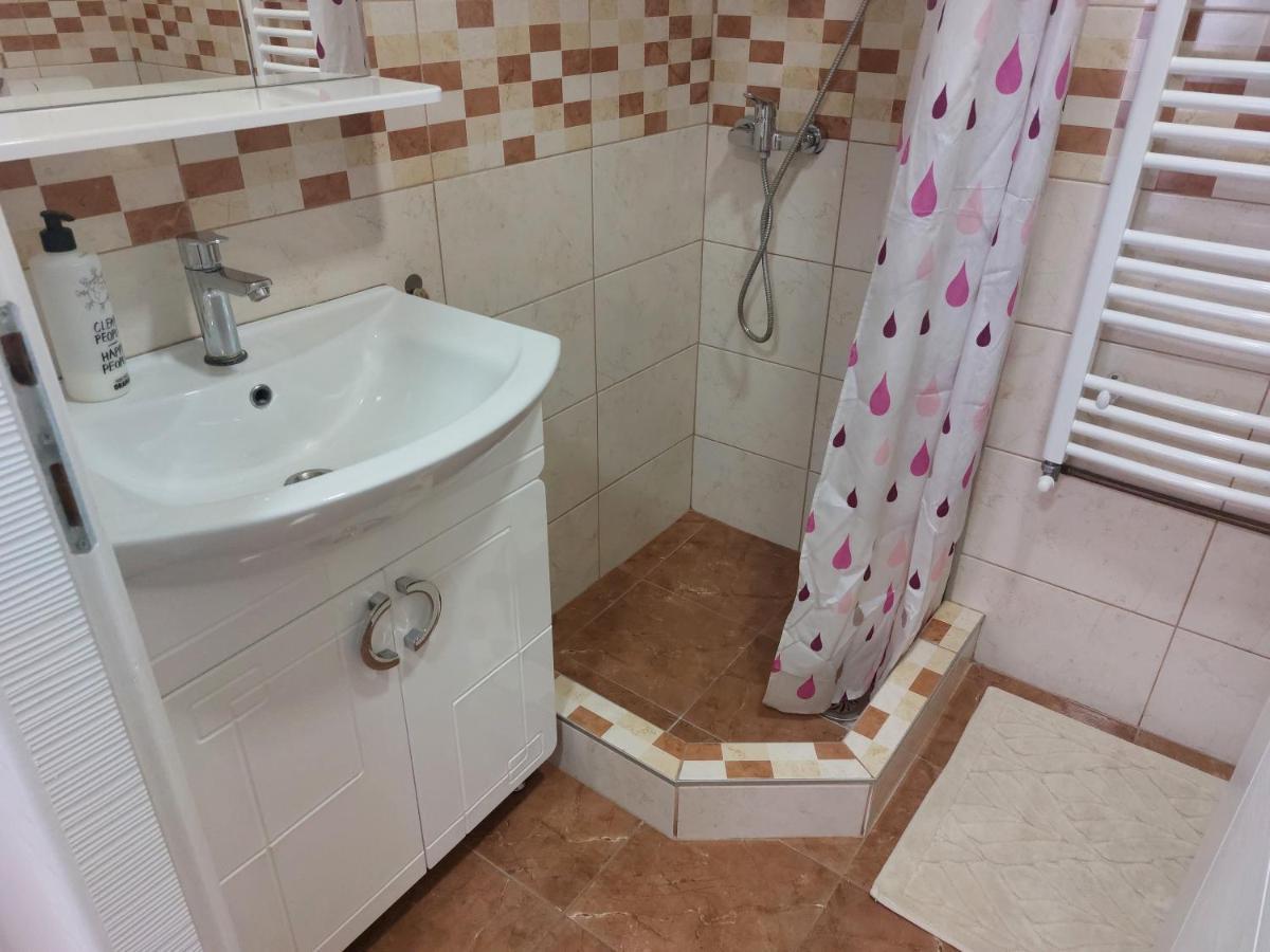 Apartman Centar Sremska Mitrovica Zewnętrze zdjęcie