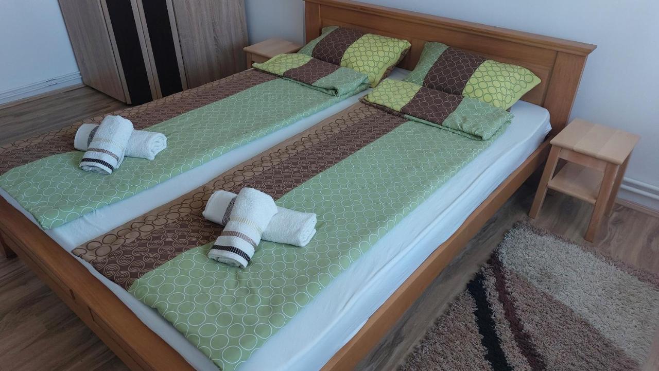 Apartman Centar Sremska Mitrovica Zewnętrze zdjęcie