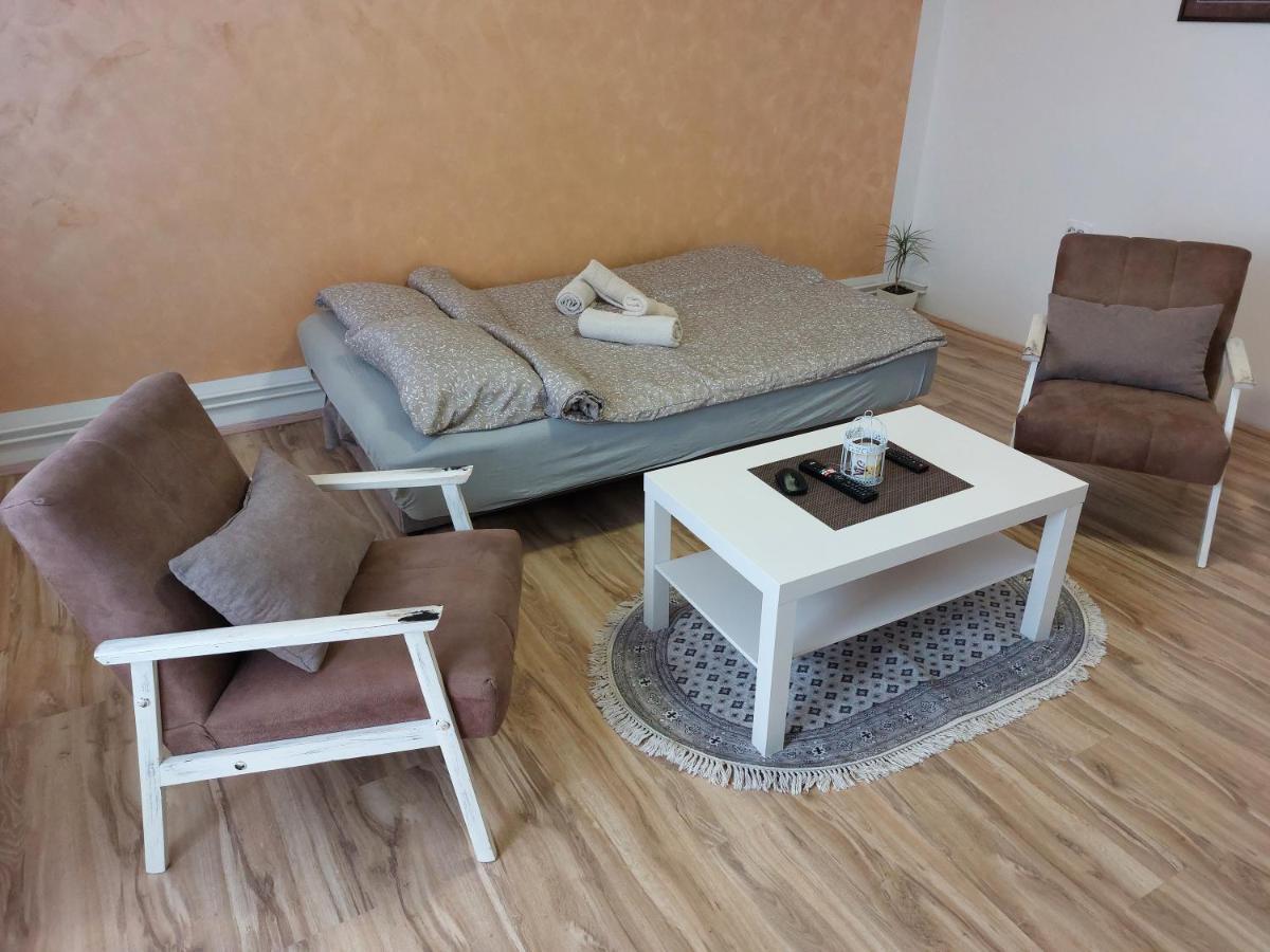 Apartman Centar Sremska Mitrovica Zewnętrze zdjęcie